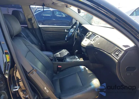 2013 Hyundai Genesis 3.8 from USA, damaged, VIN KMHGC4DD1DU238010